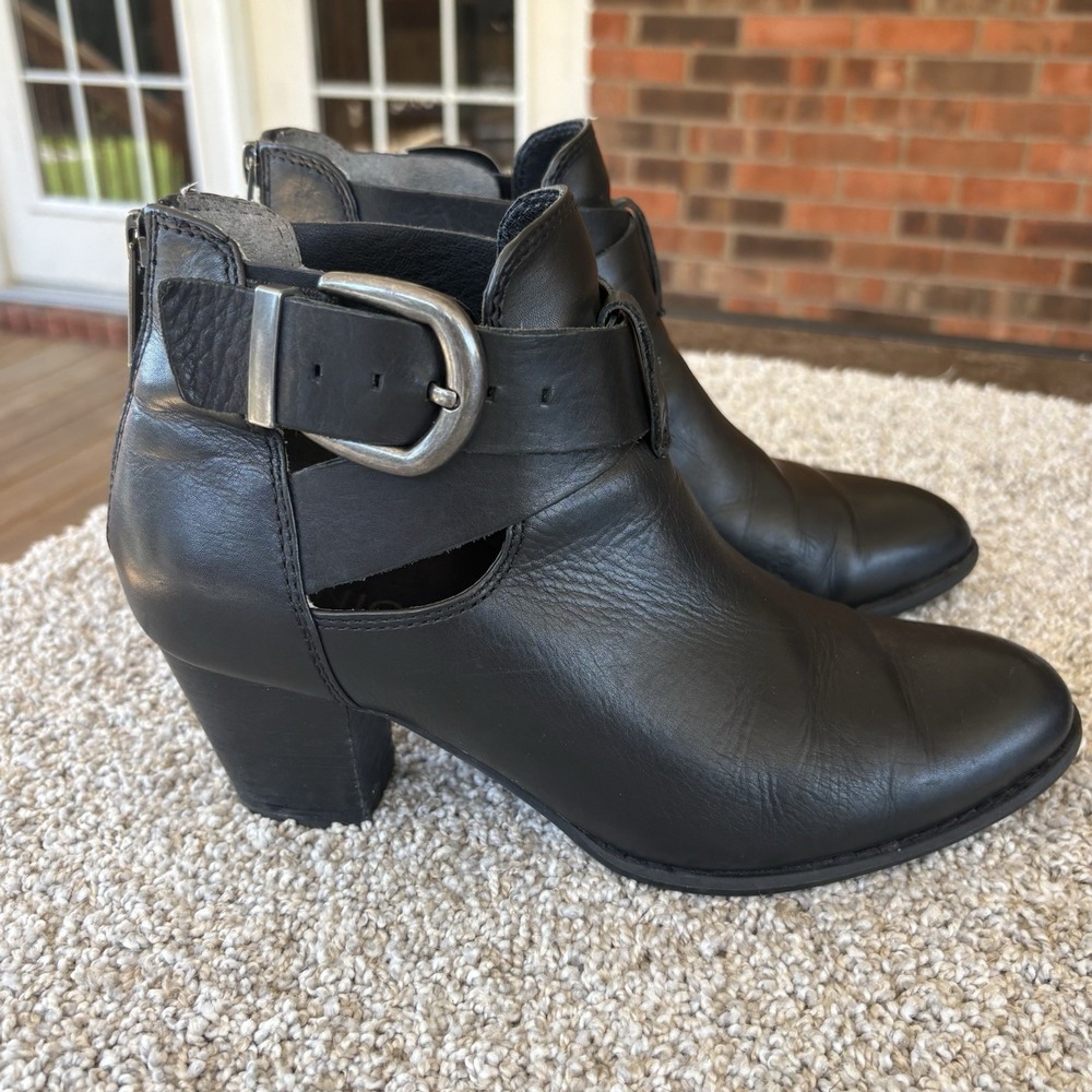 Vionic Rory Women's Black  Leather Ankle Boots Cut outs Buckle - Size 8‎ Comfort